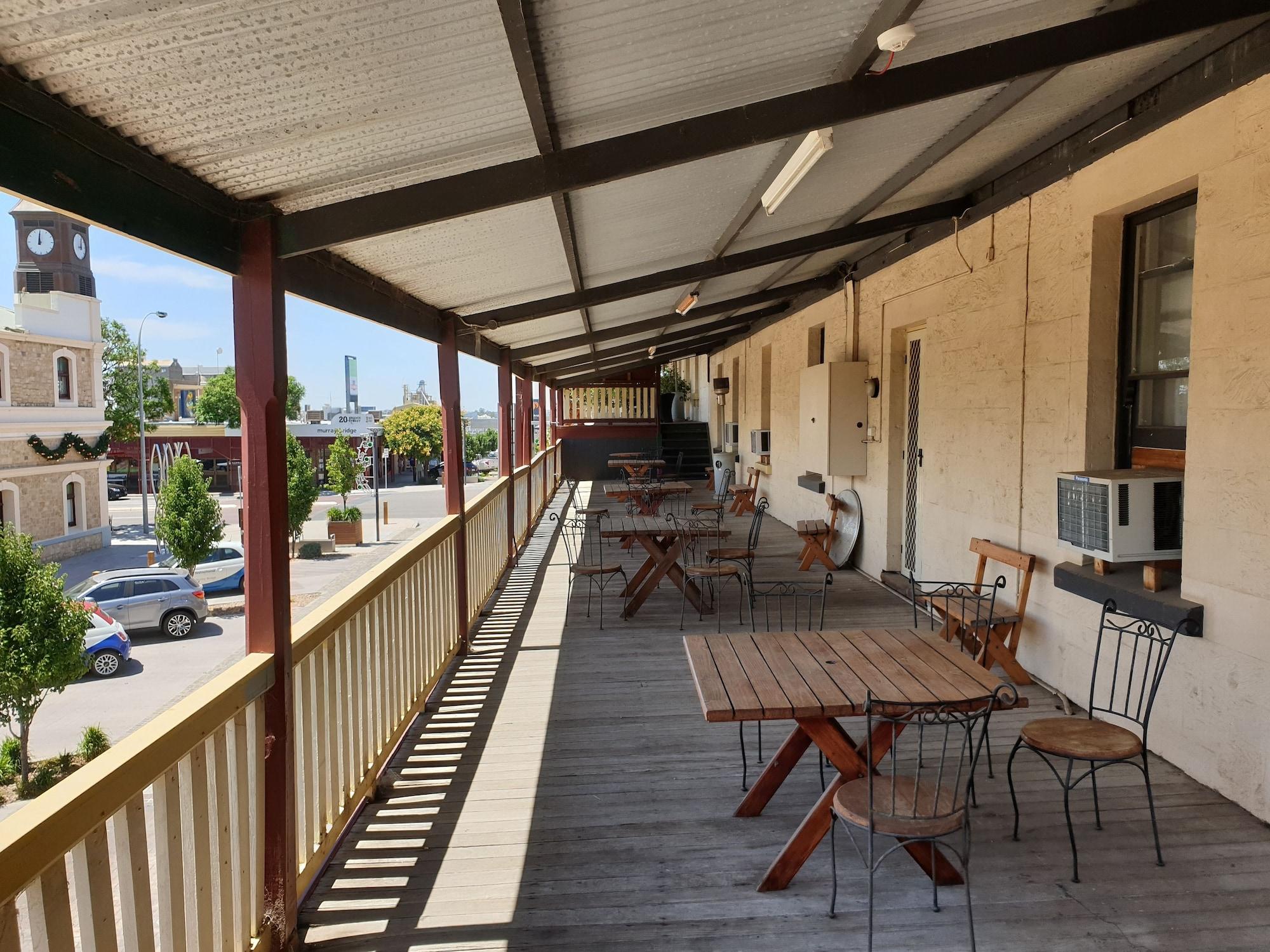 Balcony On Sixth Lodge Murray Bridge Buitenkant foto